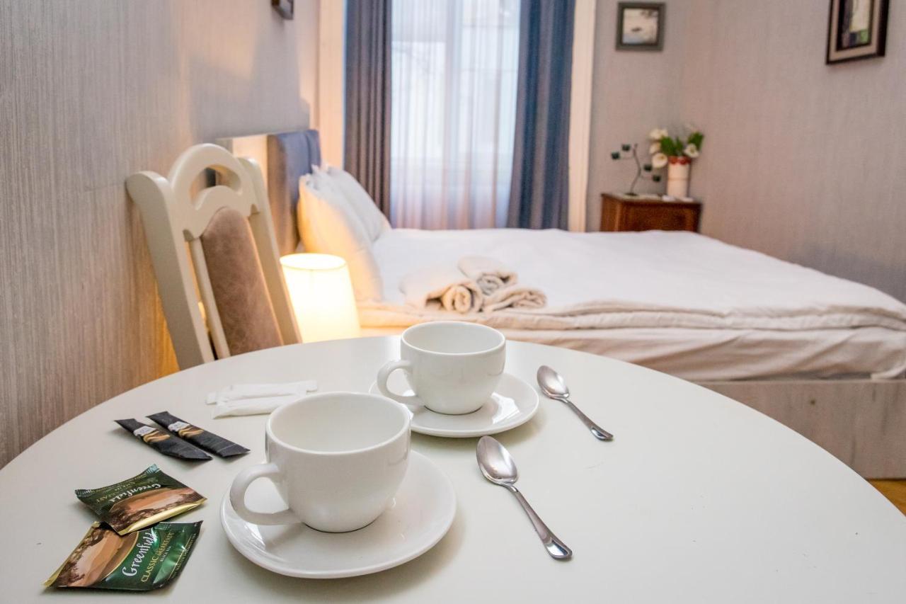 Hb Apartments Mari Brose Tbilisi Buitenkant foto