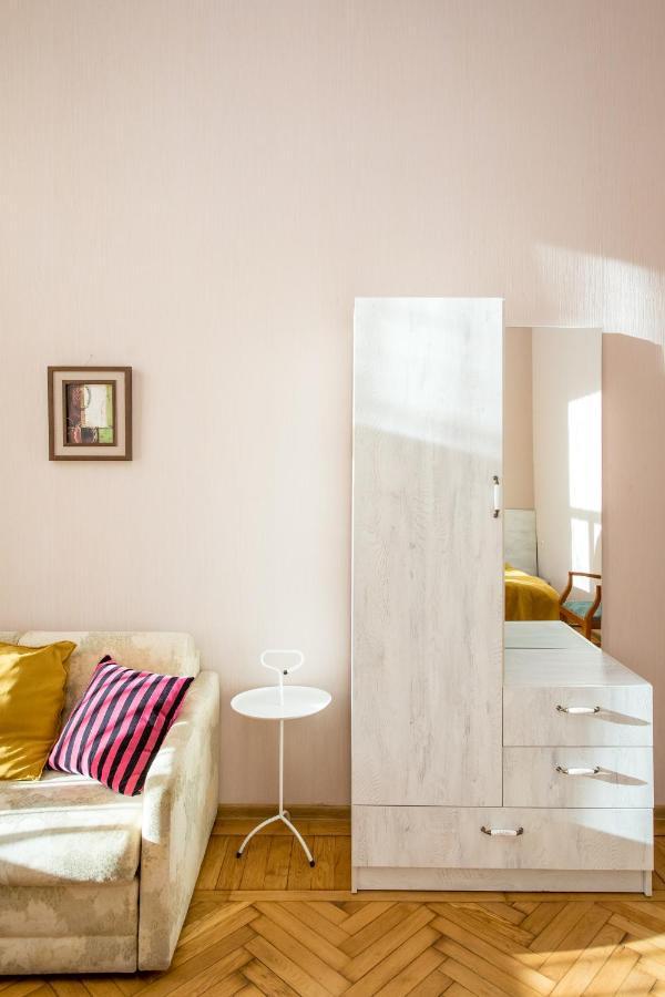 Hb Apartments Mari Brose Tbilisi Buitenkant foto