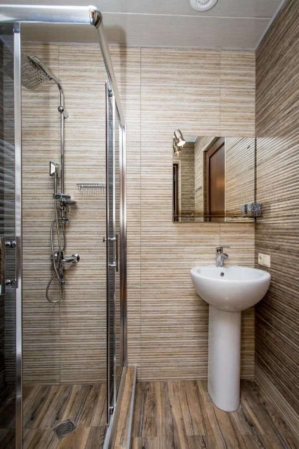 Hb Apartments Mari Brose Tbilisi Buitenkant foto
