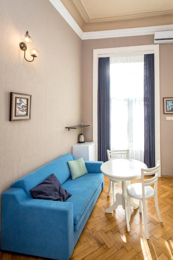 Hb Apartments Mari Brose Tbilisi Buitenkant foto