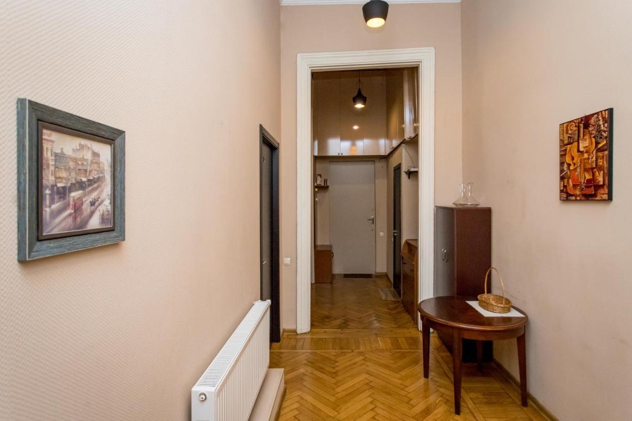 Hb Apartments Mari Brose Tbilisi Buitenkant foto