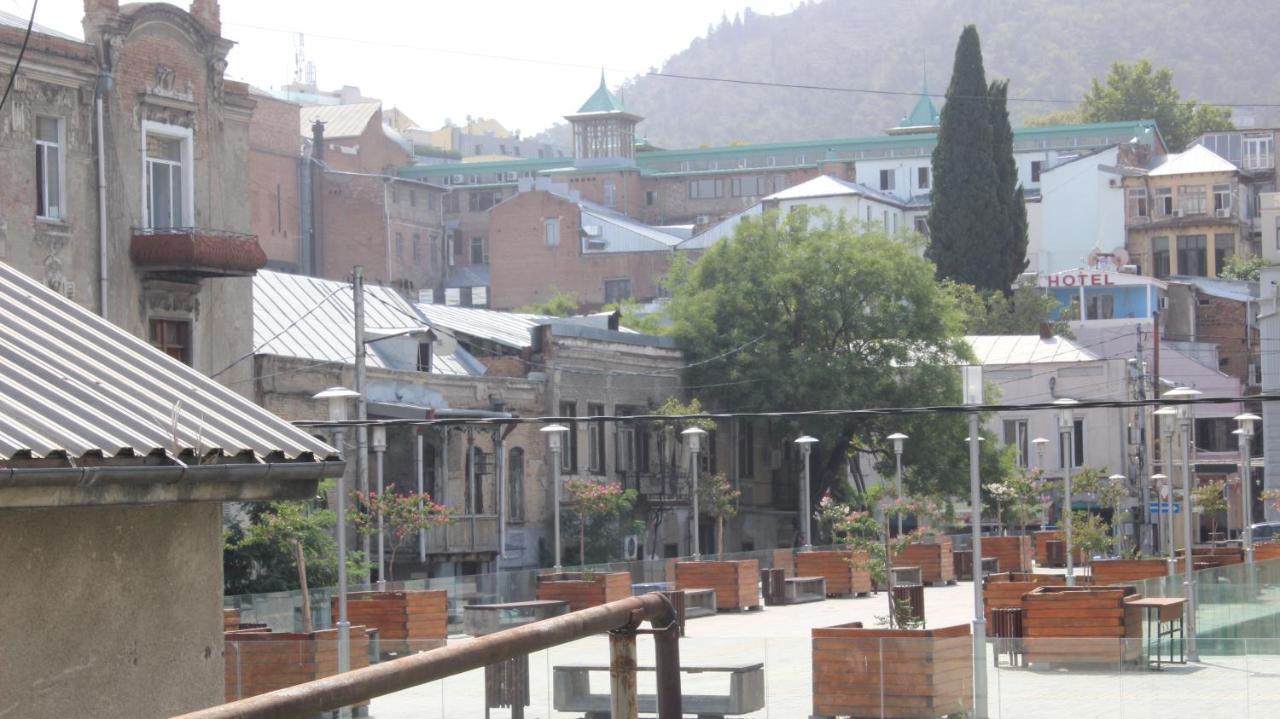Hb Apartments Mari Brose Tbilisi Buitenkant foto